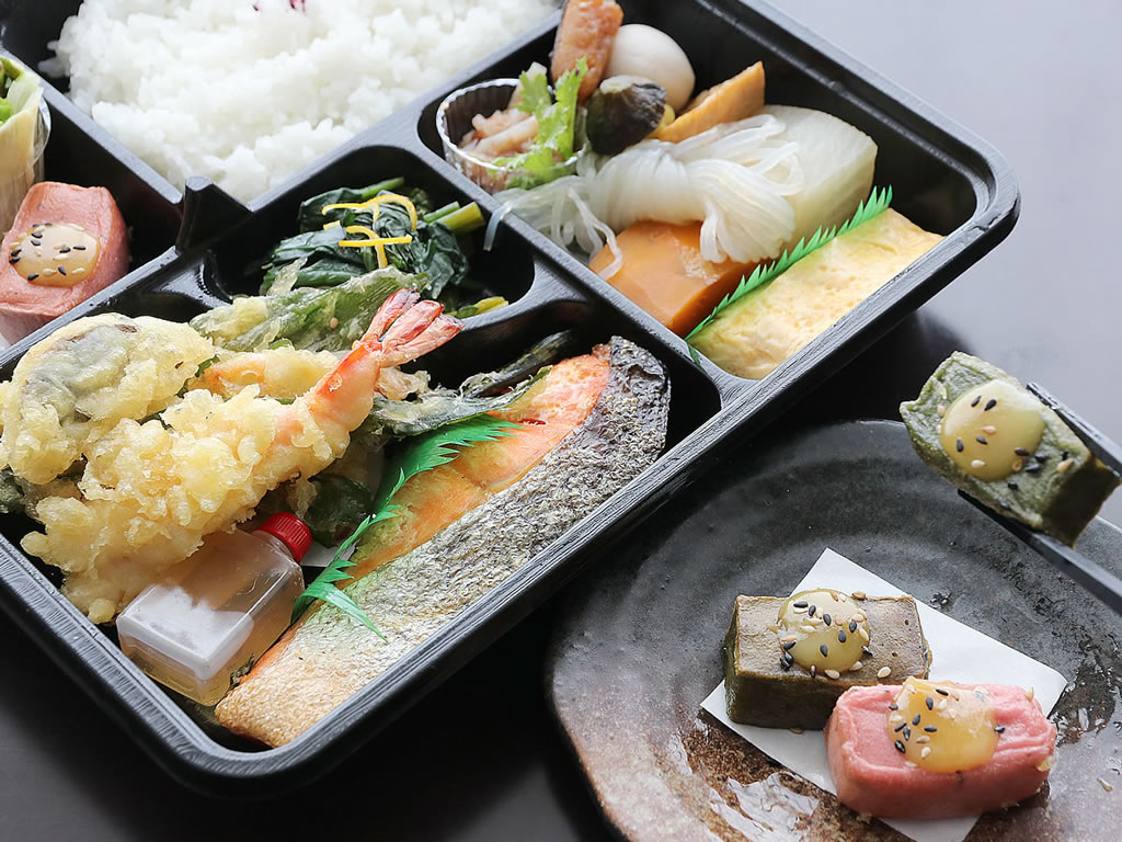 団居弁当1